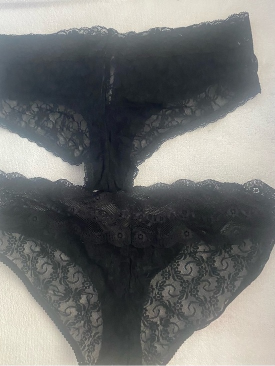 Gilligan & O'Malley Other - 2 Gilligan & O’Malley Black Lace Bikini Panties - size L